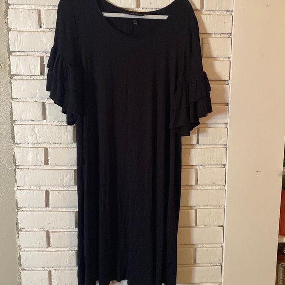 Lane Bryant Dresses & Skirts - Lane Bryant black dress ruffle sleeves 14/16